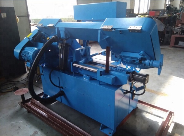 Semi-Automatic Band Saw Machine