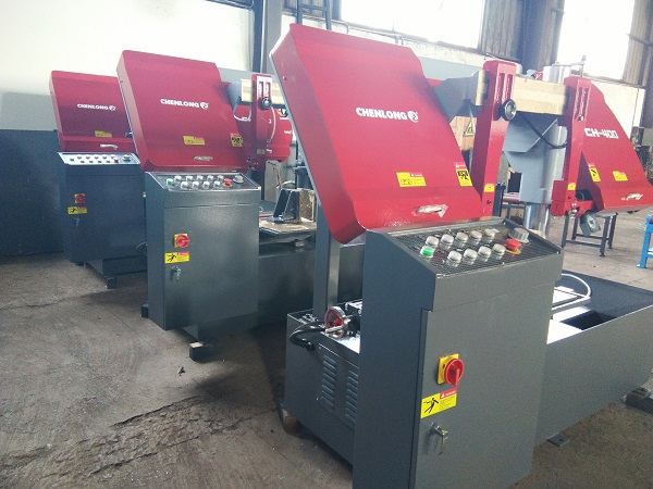 Semi-Automatic Band Saw Machine