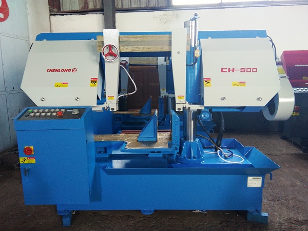 Semi-Automatic Band Saw Machine