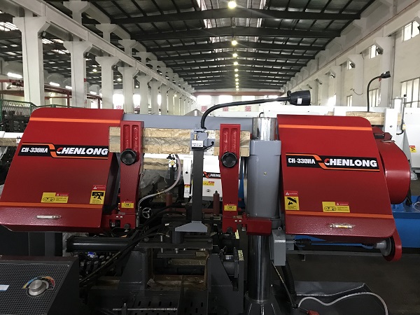 Fully Automatic Band Saw Machine