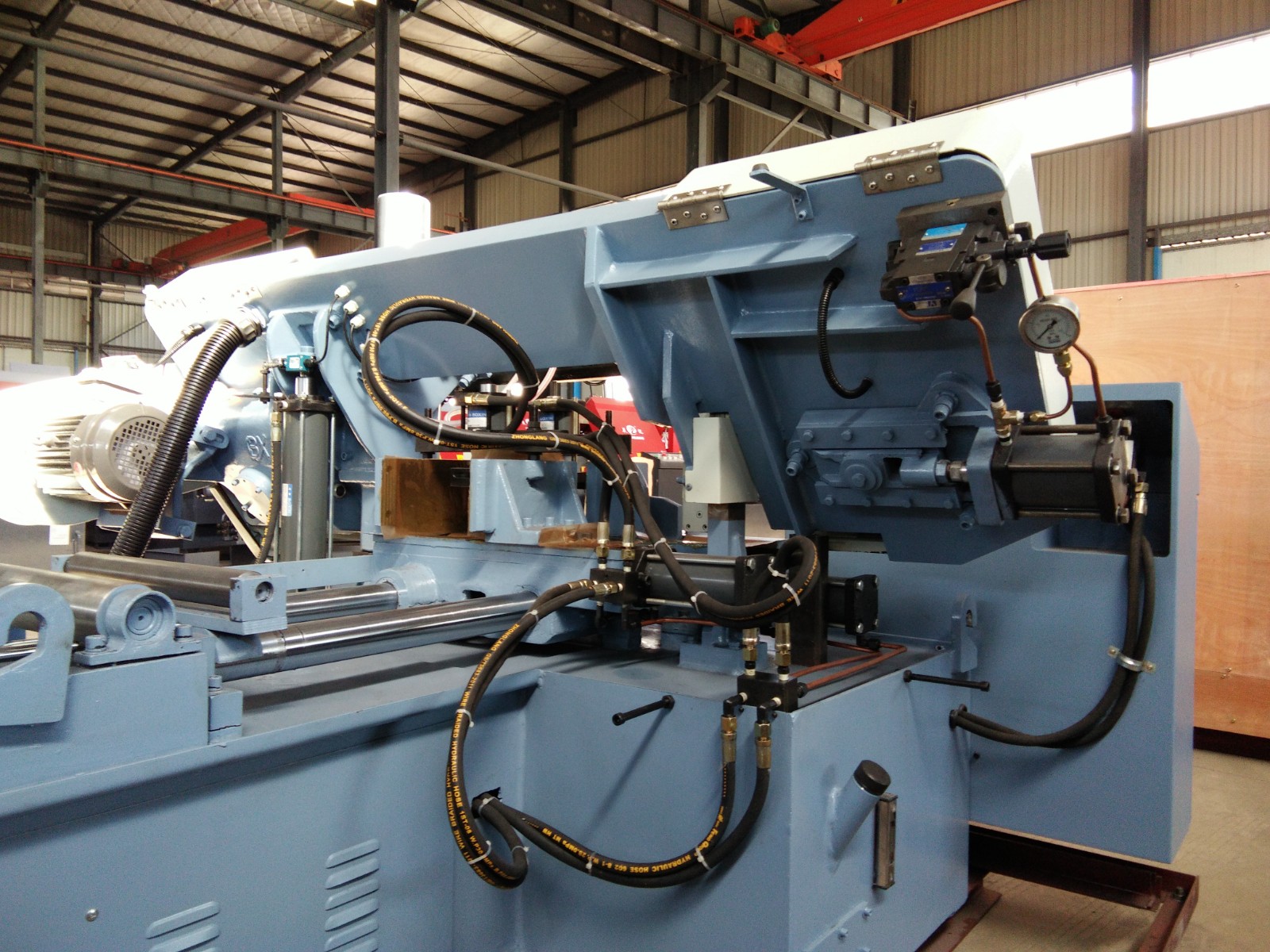 Fully Automatic Band Saw Machine