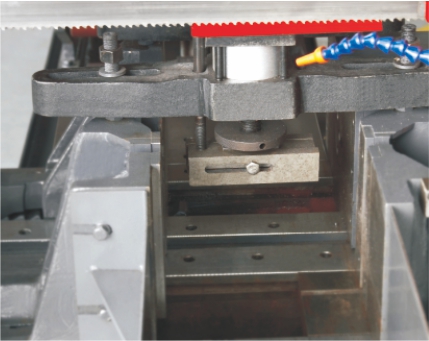 Fully Automatic Band Saw Machine